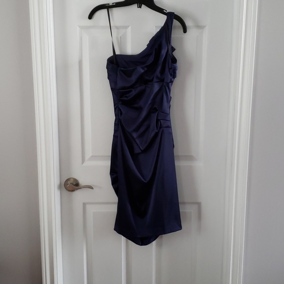 Worn once! Le chateau- Formal dress NWOT - Picture 6 of 16